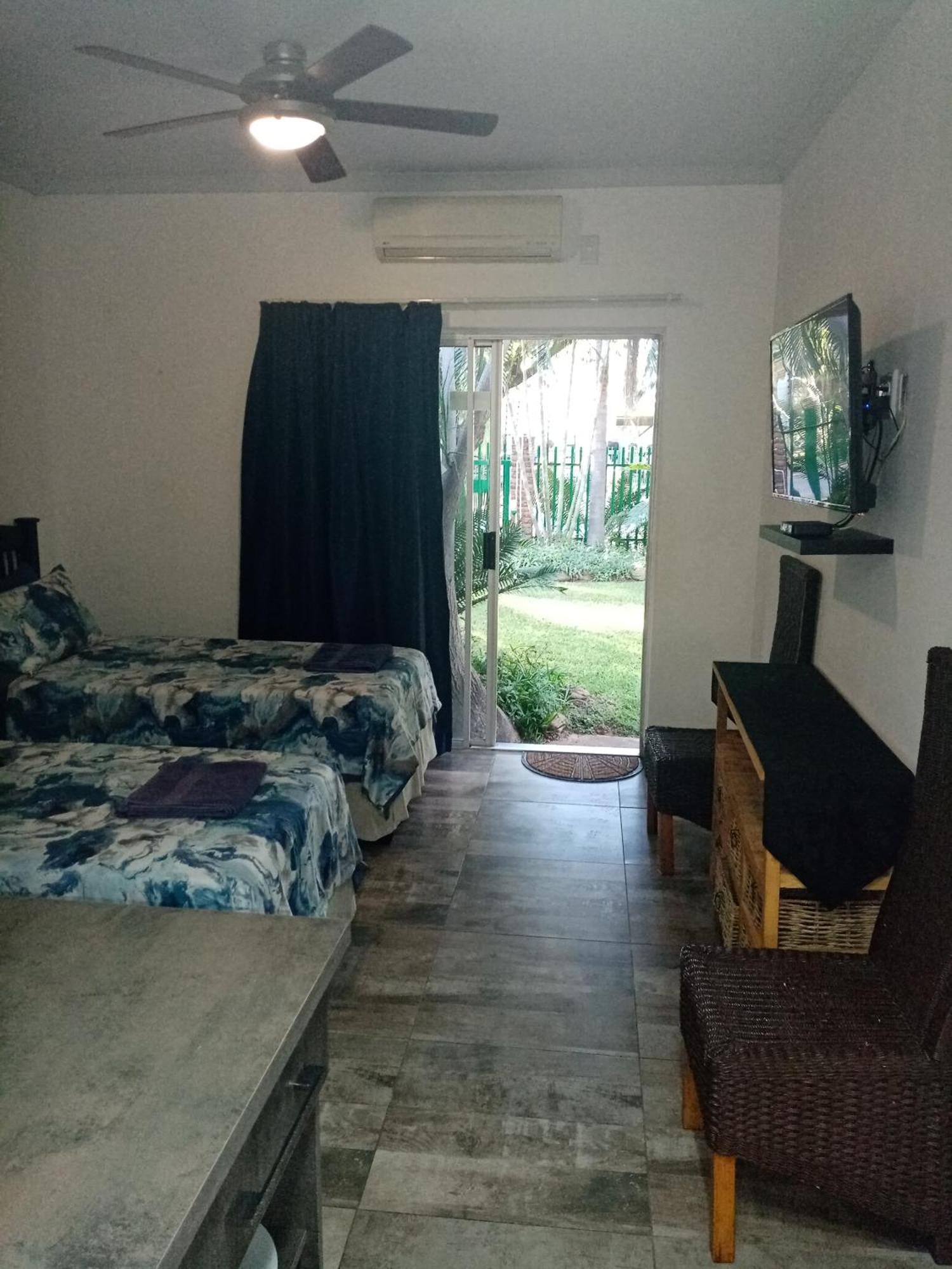 De La Rose Guesthouse Lephalale Ngoại thất bức ảnh
